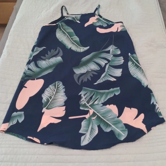 EUC✨medium high neck blue tropical print spaghetti strap dress - Picture 8 of 13